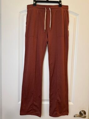 Vuori Halo Wide leg Flare Pants